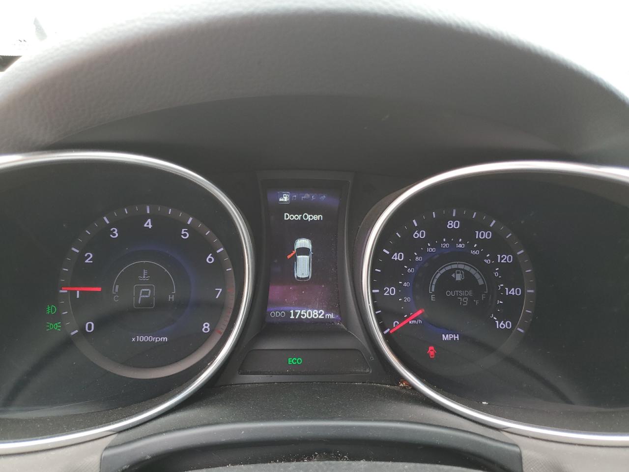 2014 Hyundai Santa Fe VIN 5XYZU3LB8EG177178 Copart auction photo, minor dent/scratches damage thumbnail 9
