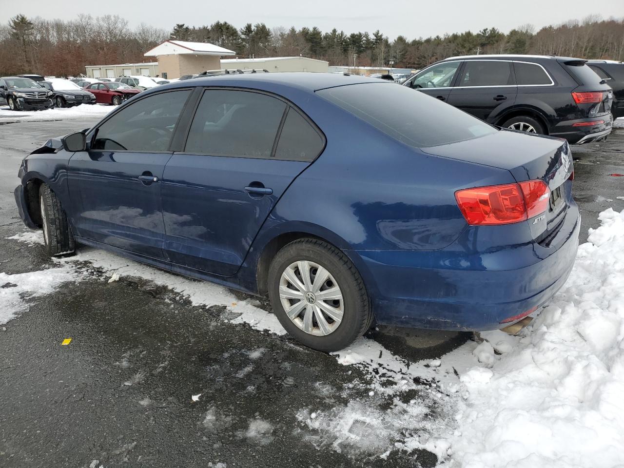 2014 Volkswagen Jetta VIN 3VW2K7AJ7EM436431 Copart auction photo, front end / minor dent/scratches damage thumbnail 2