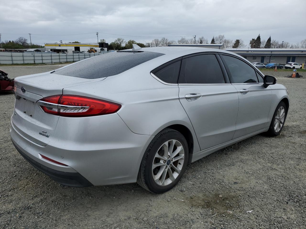 2019 Ford Fusion VIN 3FA6P0LU7KR134811 Copart auction photo, front end damage thumbnail 3