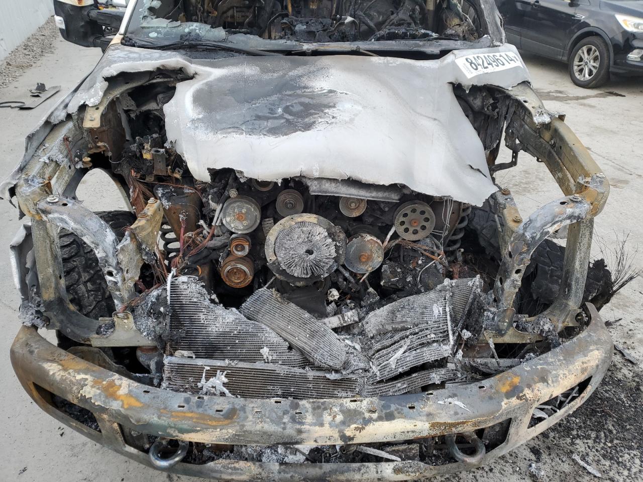 2019 Ford F350 VIN 1FT8W3BT1KEE30166 Copart auction photo, burn damage thumbnail 11