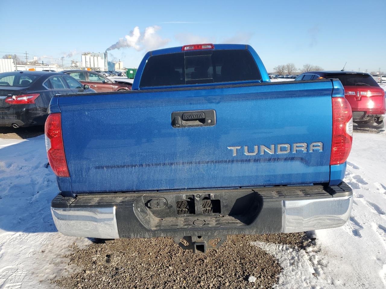 2018 Toyota Tundra VIN 5TFUW5F13JX745153 Copart auction photo, front end / side damage thumbnail 6