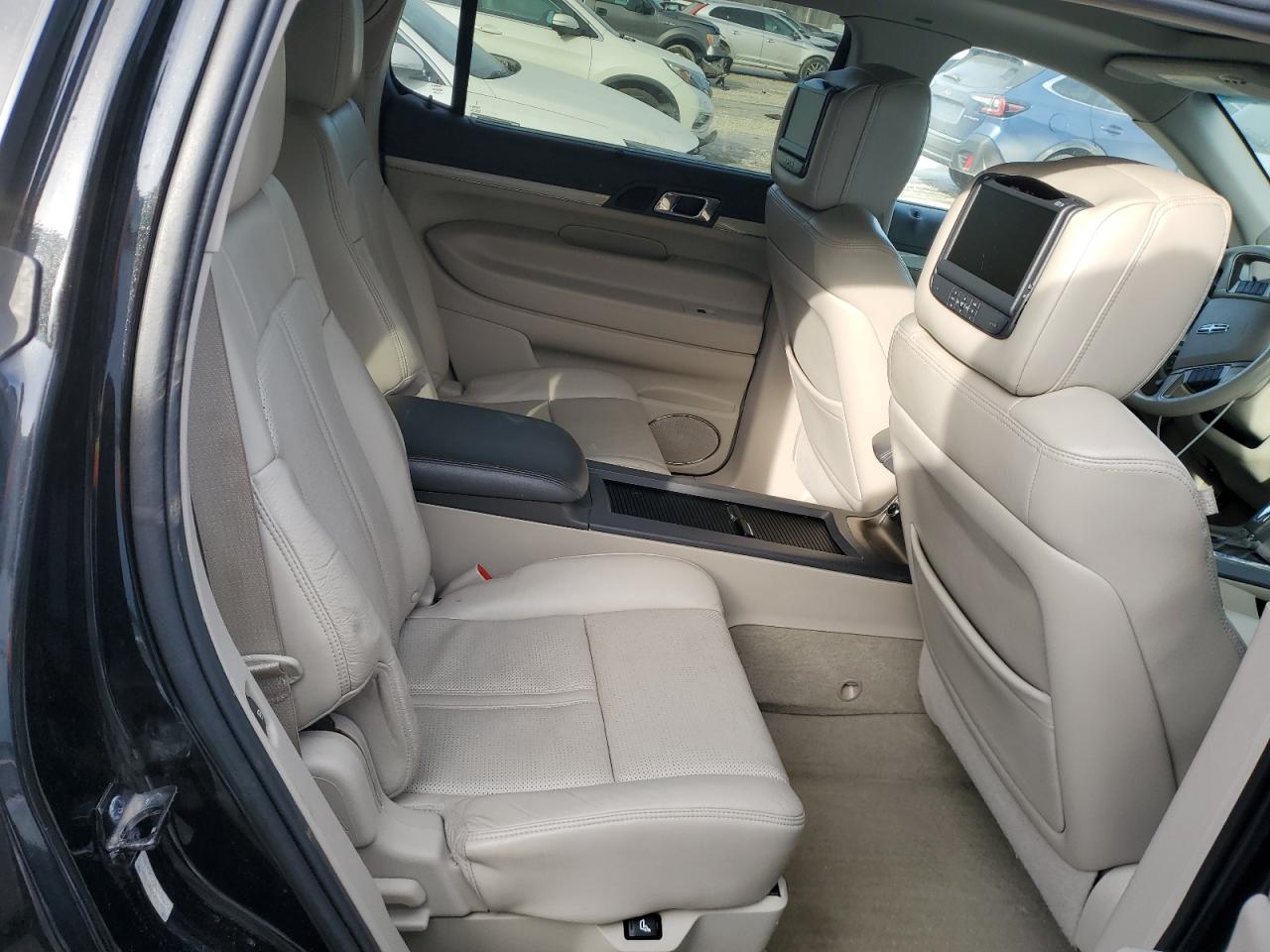 2010 Lincoln MKT VIN 2LMHJ5AT9ABJ19834 Copart auction photo, rear end damage thumbnail 11