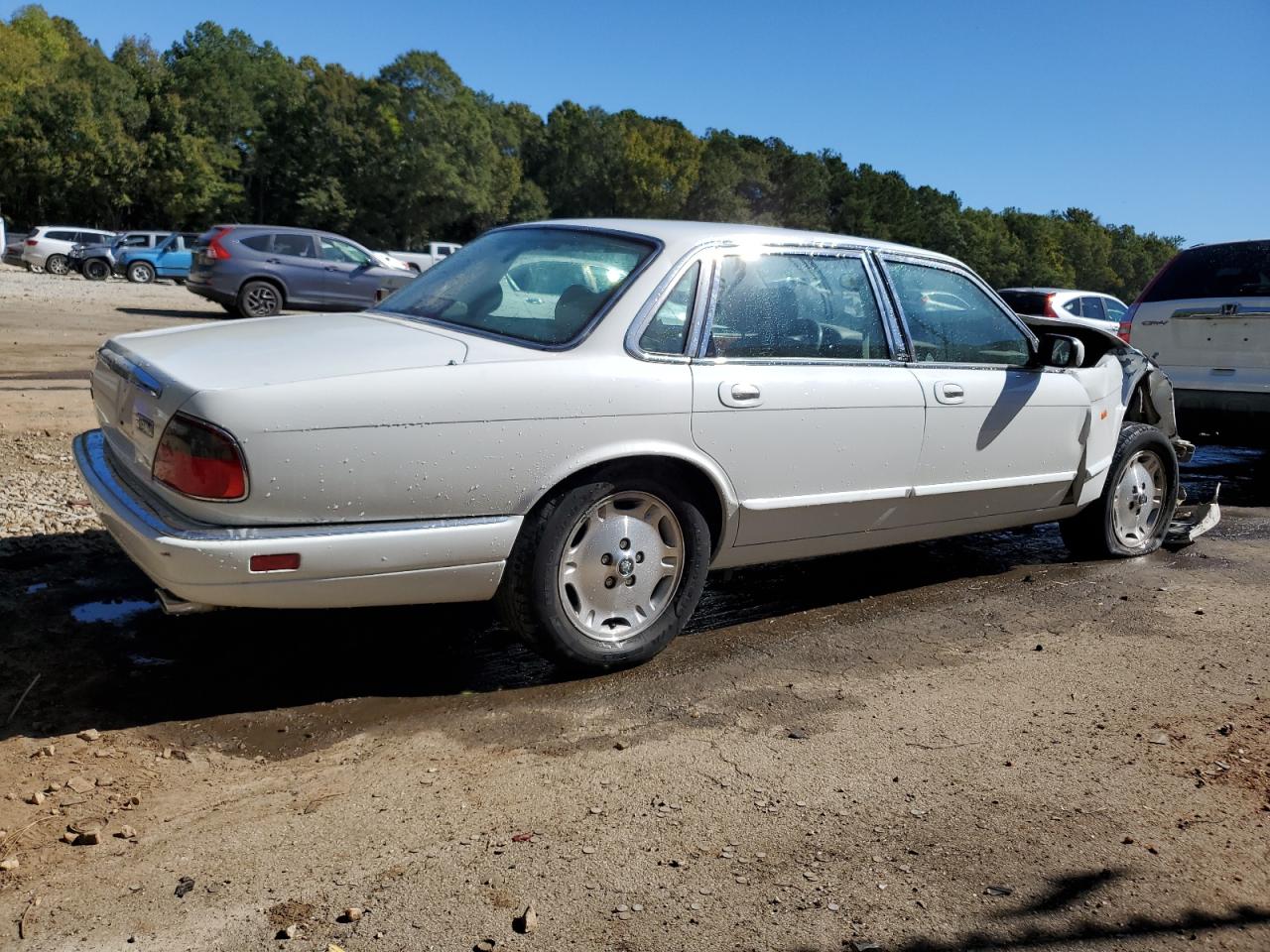 1996 Jaguar XJ VIN SAJHX1747TC767829 Copart auction photo, front end / side damage thumbnail 3