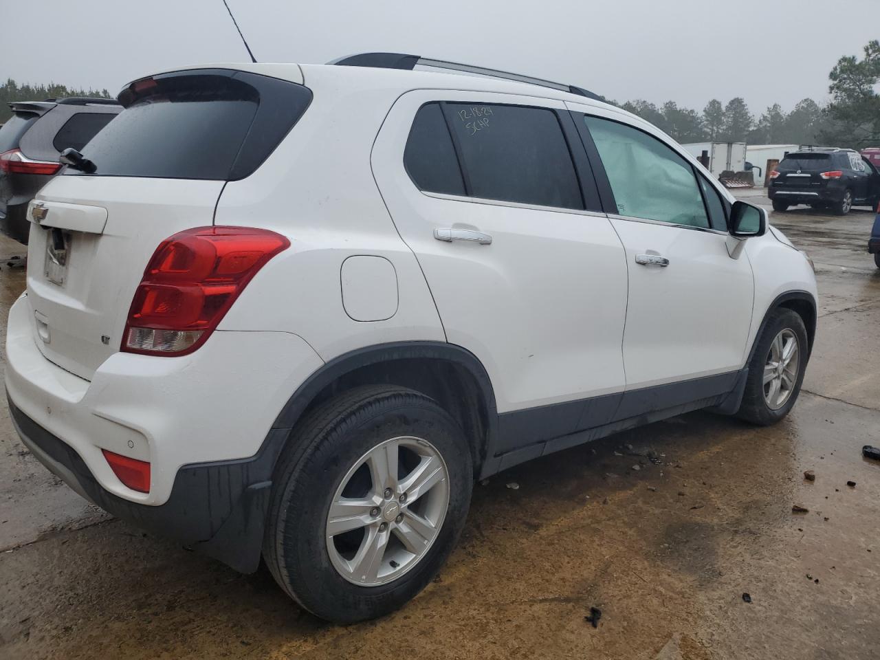 2019 Chevrolet Trax VIN 3GNCJLSB1KL367531 Copart auction photo, front end / side damage thumbnail 3