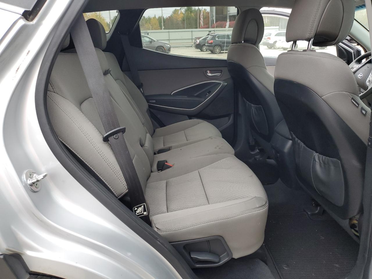 2016 Hyundai Santa Fe VIN 5XYZUDLB7GG337883 Copart auction photo, front end / undercarriage damage thumbnail 11