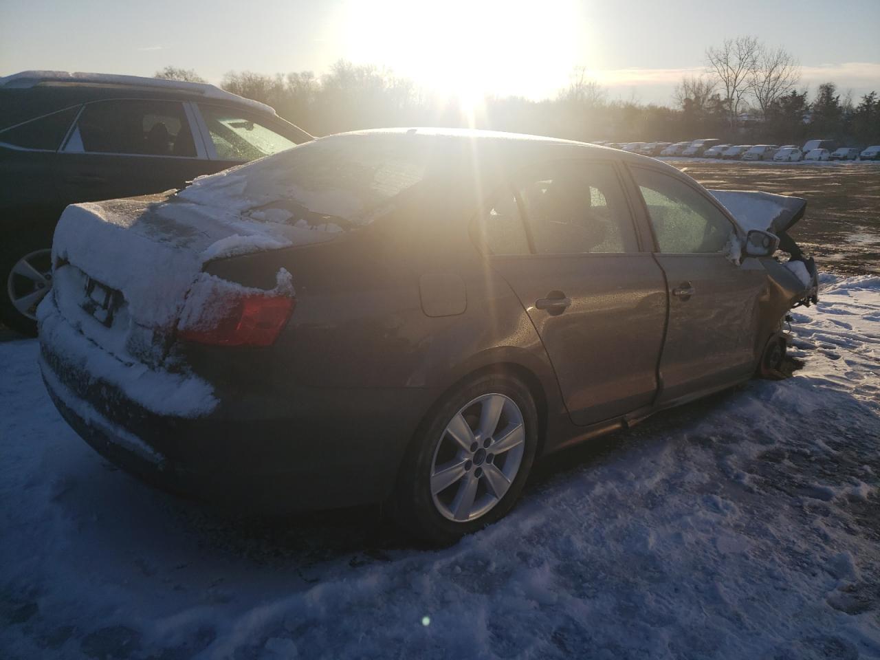 2014 Volkswagen Jetta VIN 3VW2K7AJ3EM326377 Copart auction photo, front end / side damage thumbnail 3