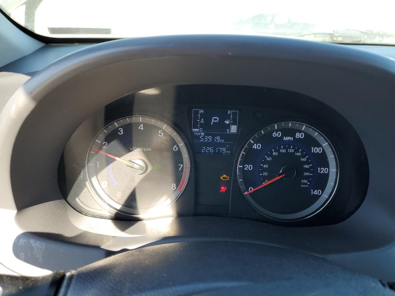 2016 Hyundai Accent VIN KMHCT4AE8GU990805 Copart auction photo, minor dent/scratches damage thumbnail 9