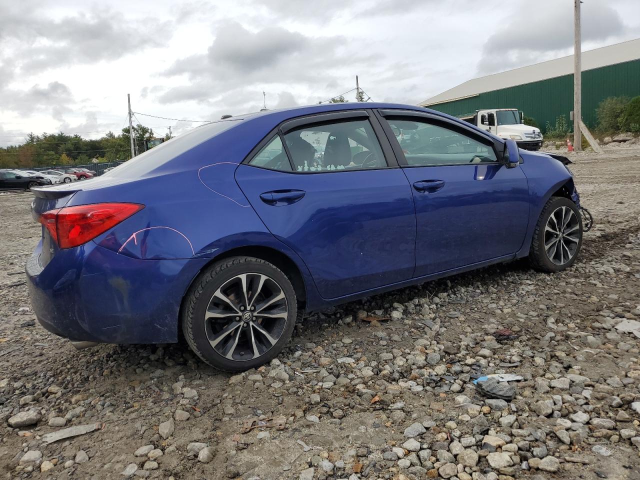 2018 Toyota Corolla VIN 2T1BURHE2JC027452 Copart auction photo, front end / minor dent/scratches damage thumbnail 3