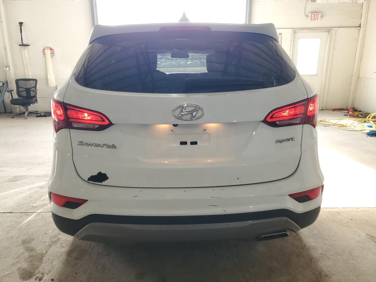 2017 Hyundai Santa Fe VIN 5XYZT3LB5HG383758 Copart auction photo, front end / undercarriage damage thumbnail 6
