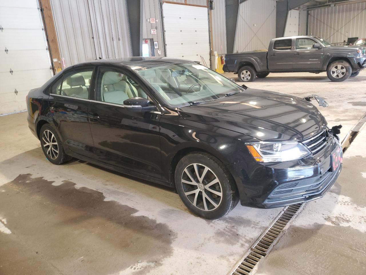 2017 Volkswagen Jetta VIN 3VWDB7AJ8HM412703 Copart auction photo, front end damage thumbnail 4