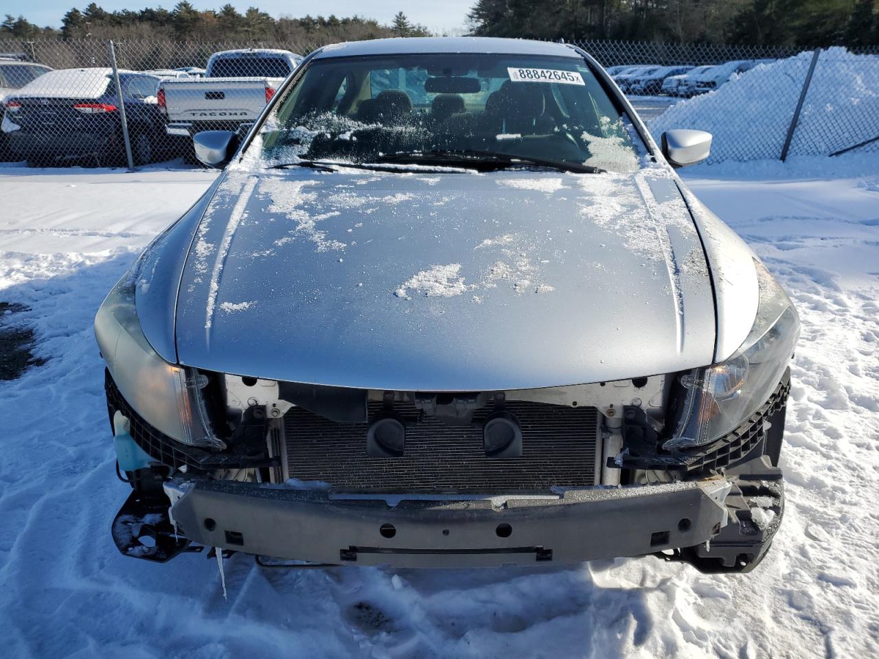 2012 Honda Accord VIN 1HGCP2F35CA016992 Copart auction photo, front end / minor dent/scratches damage thumbnail 5
