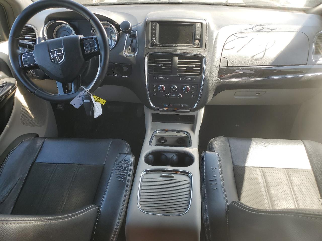 2019 Dodge Caravan VIN 2C4RDGCG3KR544966 Copart auction photo, all over / minor dent/scratches damage thumbnail 8