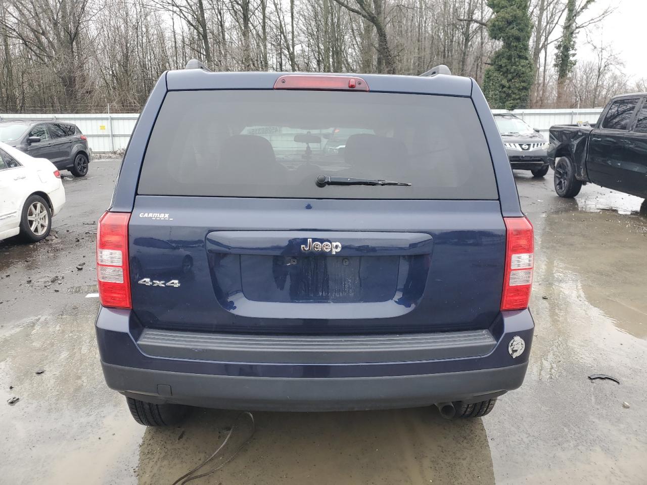 2015 Jeep Liberty (Patriot) VIN 1C4NJRBB2FD338538 Copart auction photo, front end damage thumbnail 6