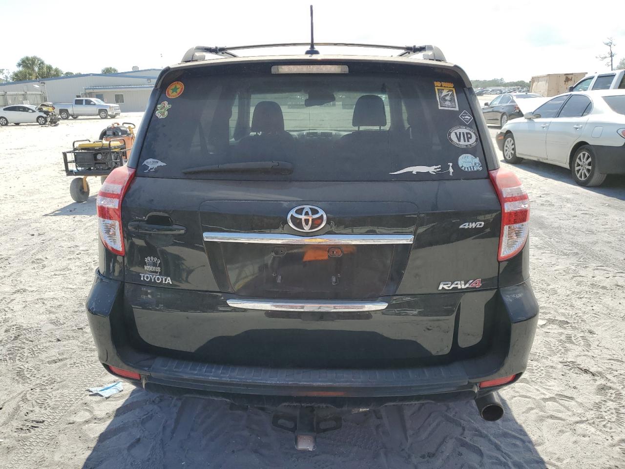 2009 Toyota RAV 4 VIN JTMBK32V695080837 Copart auction photo, side / minor dent/scratches damage thumbnail 6