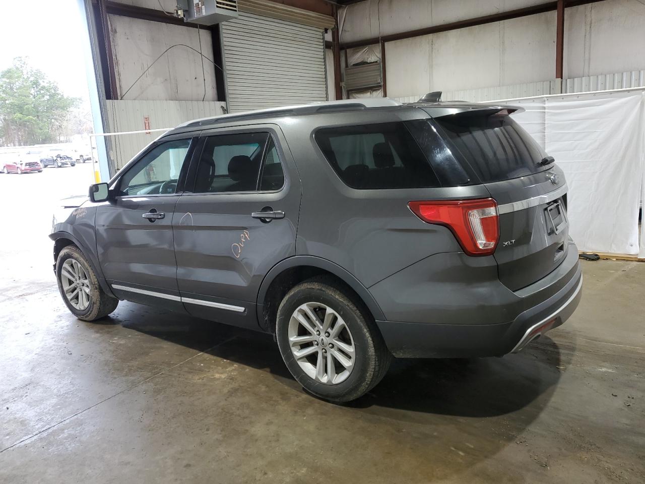 2017 Ford Explorer VIN 1FM5K7D84HGC51613 Copart auction photo, front end / minor dent/scratches damage thumbnail 2