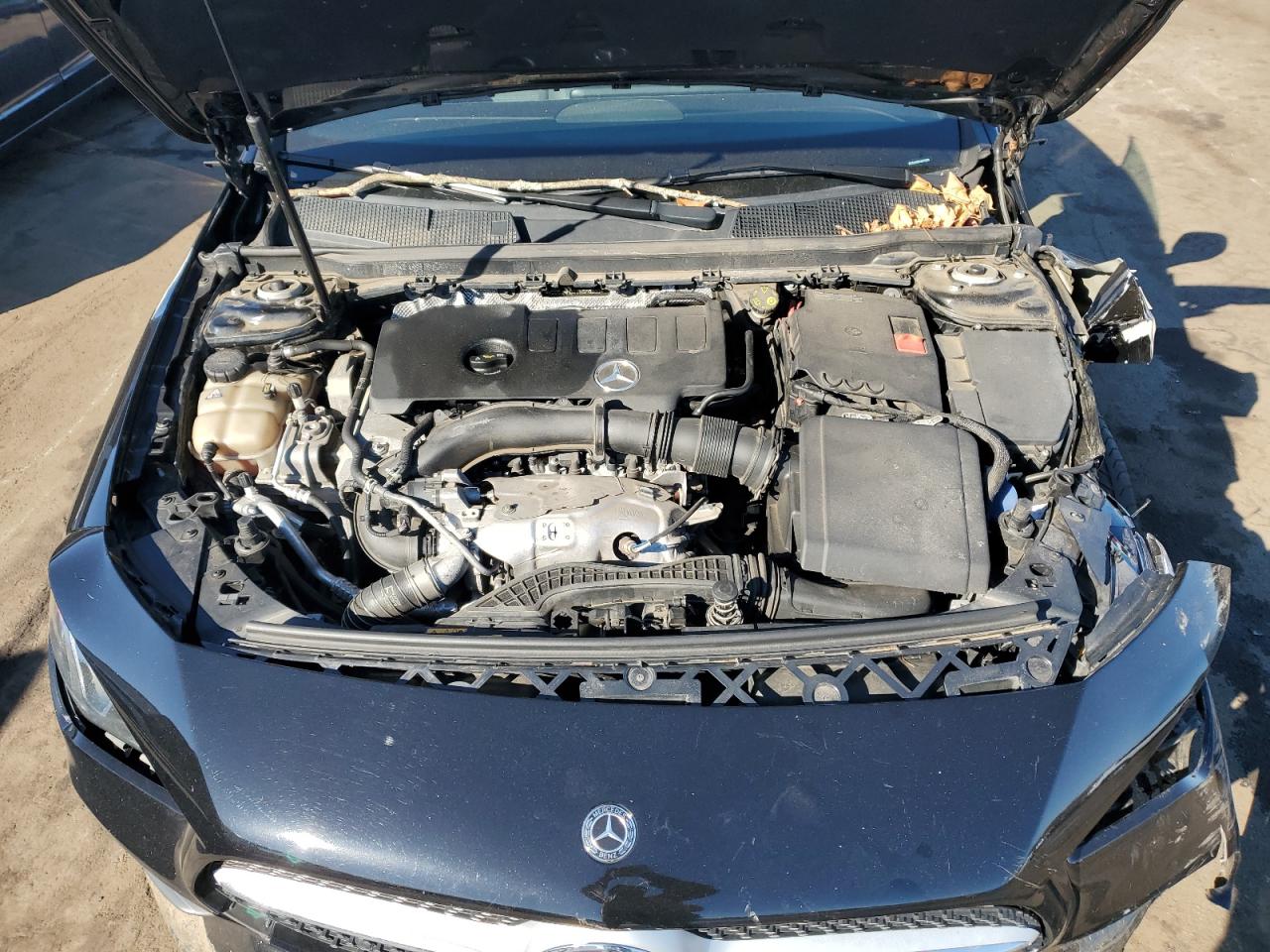 2020 Mercedes-Benz CLA-klasse VIN WDD5J4HB9LN070383 Copart auction photo, front end / side damage thumbnail 11