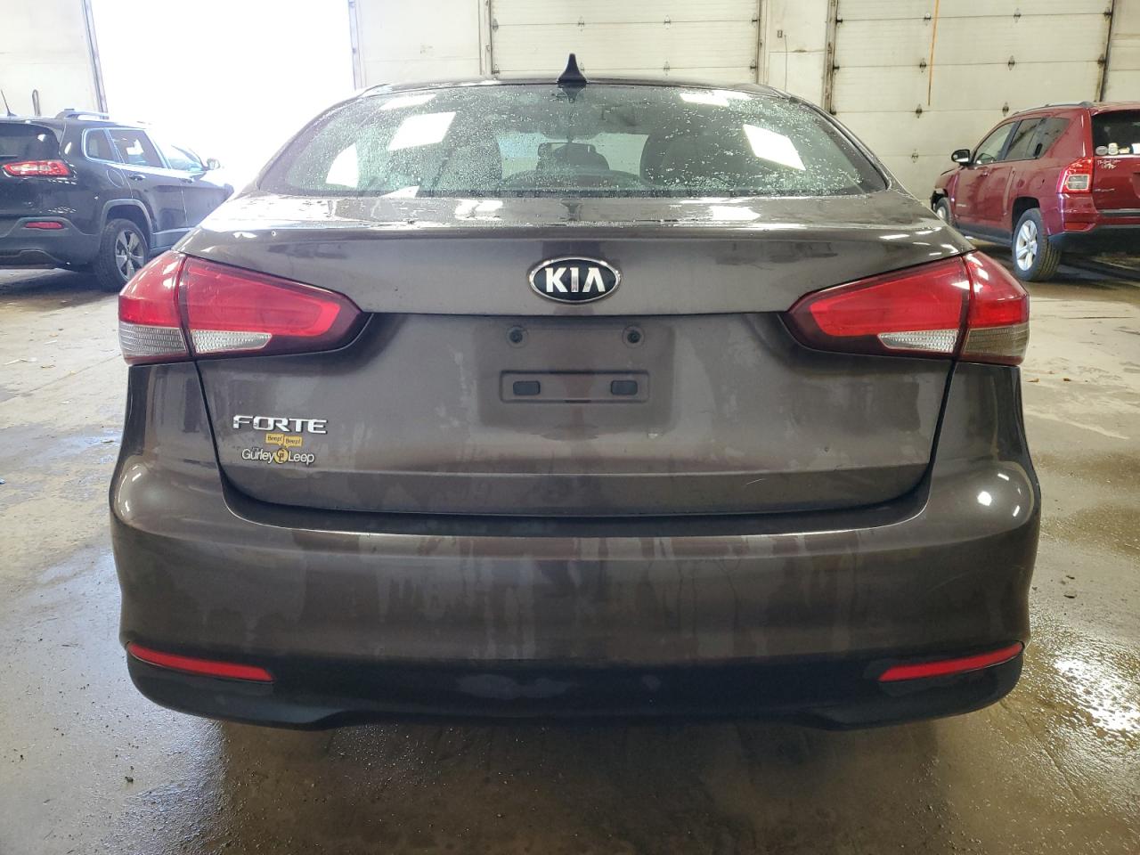 2017 KIA Forte VIN 3KPFK4A74HE128090 Copart auction photo, front end / side damage thumbnail 6