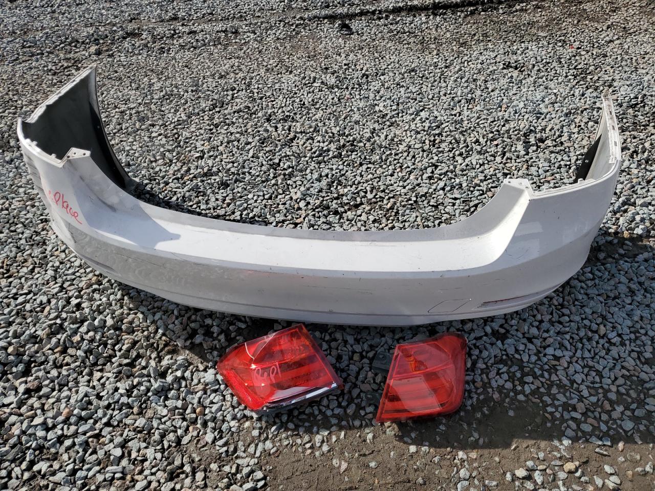 2013 BMW 3er VIN WBA3C1C58DF435558 Copart auction photo, rear end damage thumbnail 12