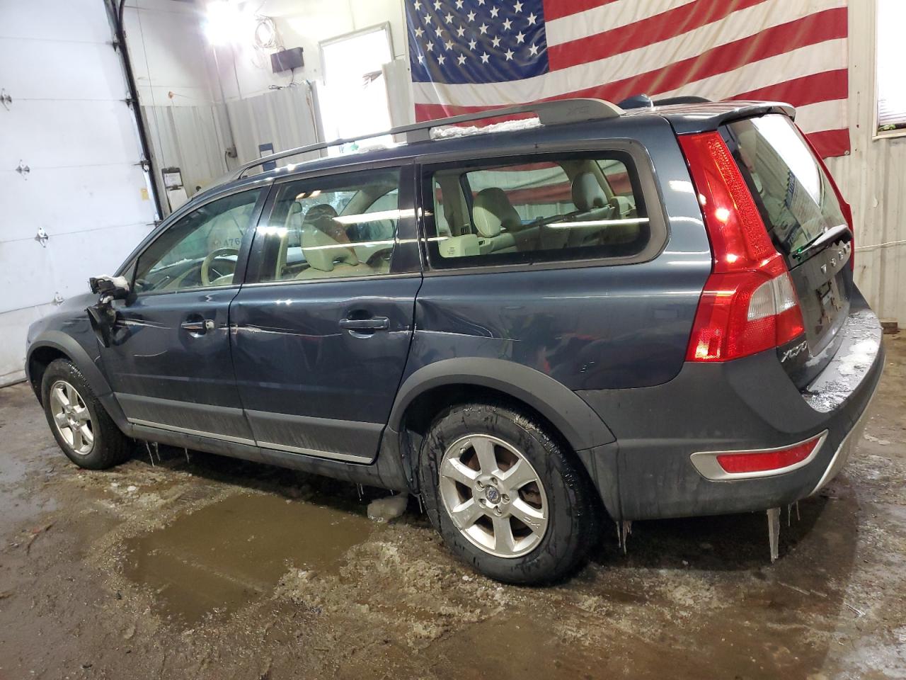 2009 Volvo XC70 VIN YV4BZ982991062509 Copart auction photo, side / minor dent/scratches damage thumbnail 2