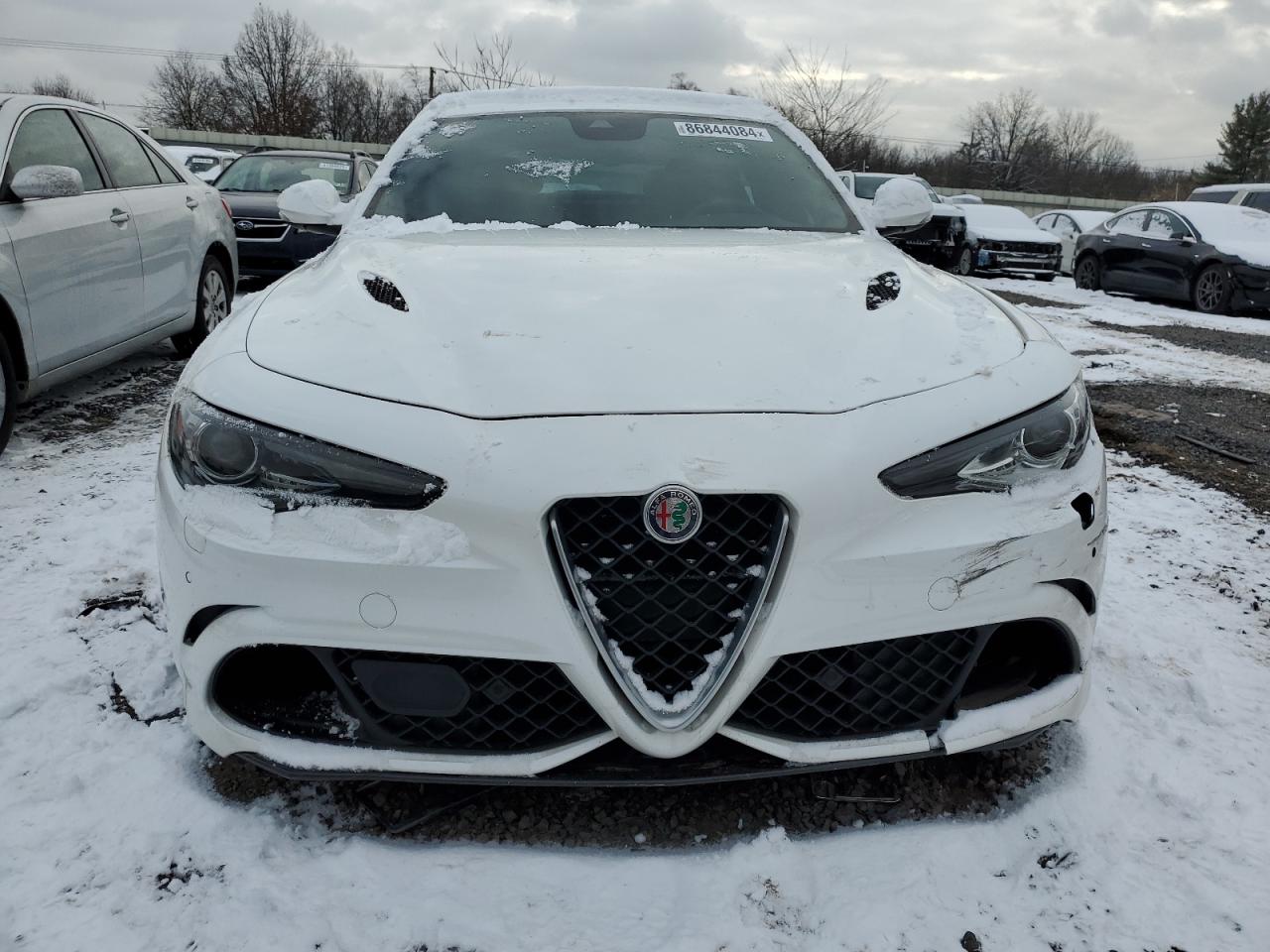 2017 Alfa Romeo Giulia VIN ZARFAEAV8H7548500 Copart auction photo, all over damage thumbnail 5