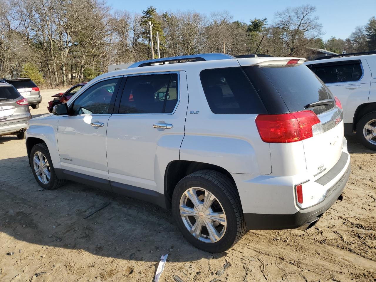 2017 GMC Terrain VIN 2GKFLUE34H6129510 Copart auction photo, side / minor dent/scratches damage thumbnail 2