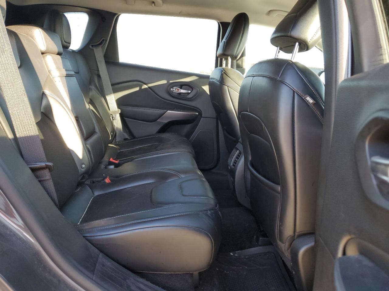 2019 Jeep Grand Cherokee VIN 1C4PJMLB7KD181027 Copart auction photo, front end damage thumbnail 11