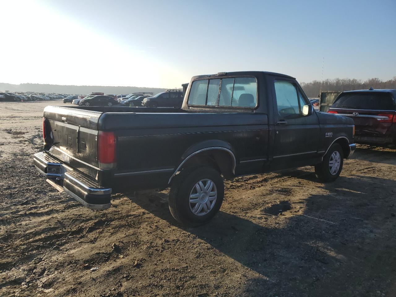 1990 Ford F-150 VIN 1FTDF15YXLNB40987 Copart auction photo, all over damage thumbnail 3