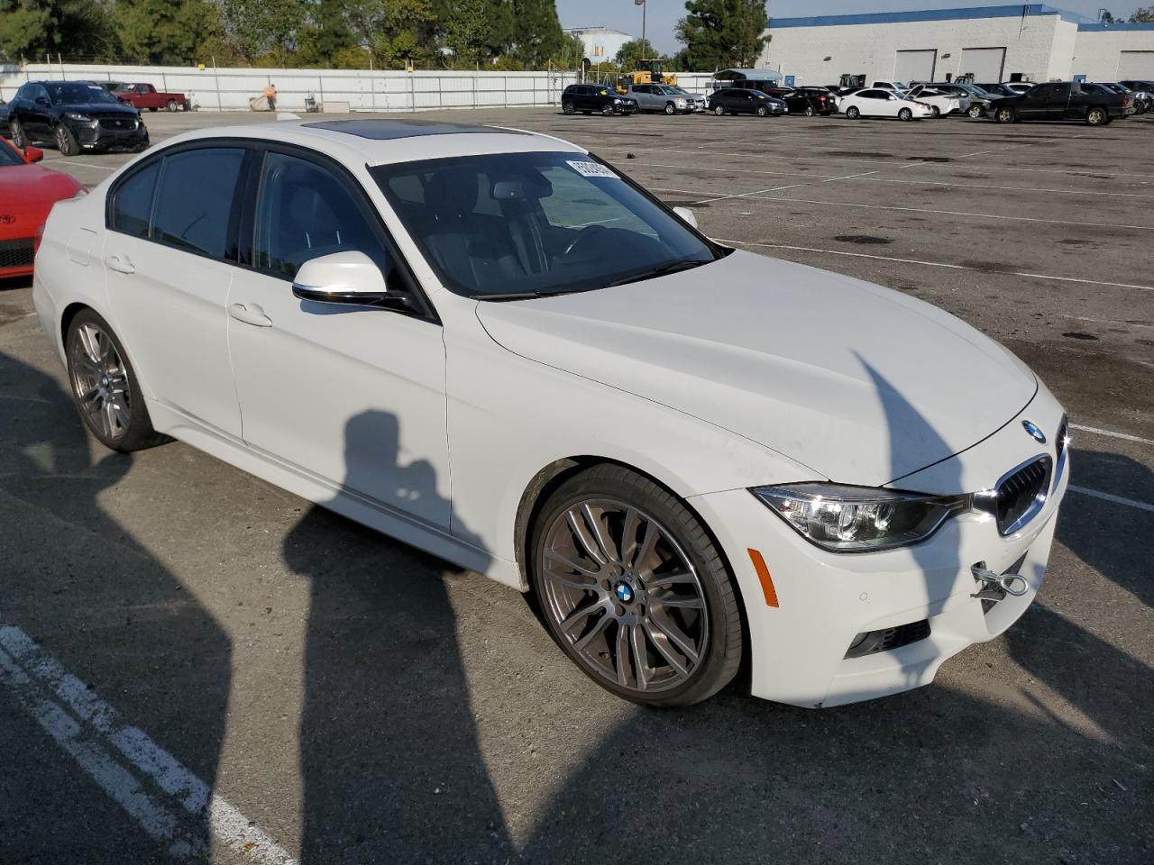 2015 BMW 3er VIN WBA3A9G55FNS66736 Copart auction photo, mechanical damage thumbnail 4