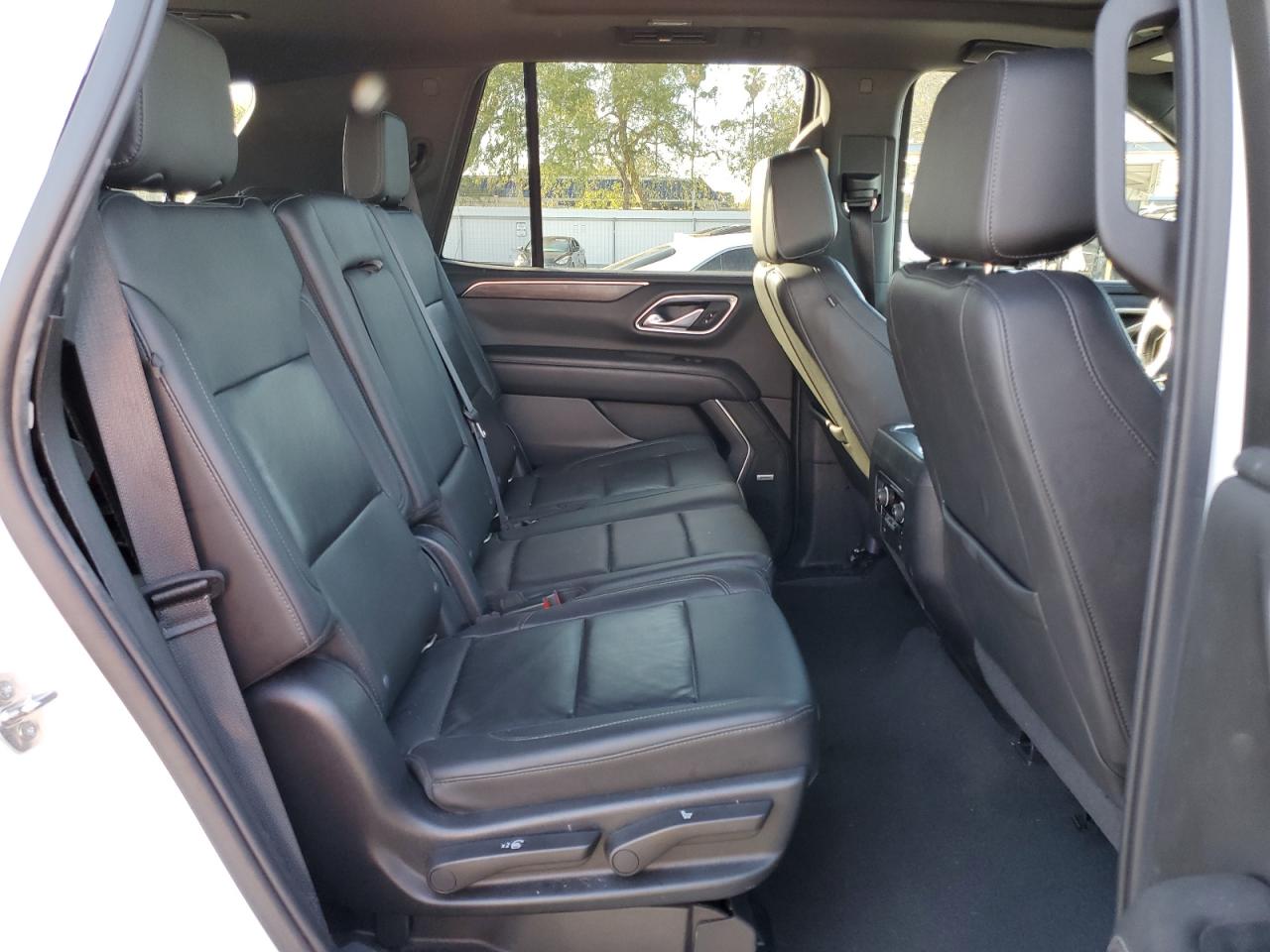 2021 Chevrolet Tahoe VIN 1GNSCNKD2MR139438 Copart auction photo, rear end / minor dent/scratches damage thumbnail 12