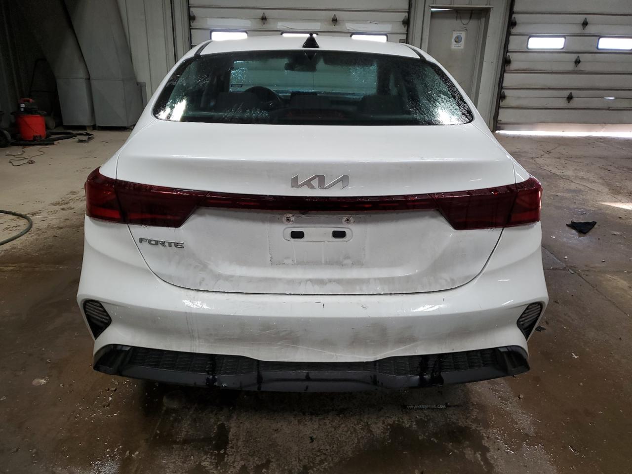 2024 KIA Forte VIN 3KPF24AD2RE756916 Copart auction photo, front end / side damage thumbnail 6