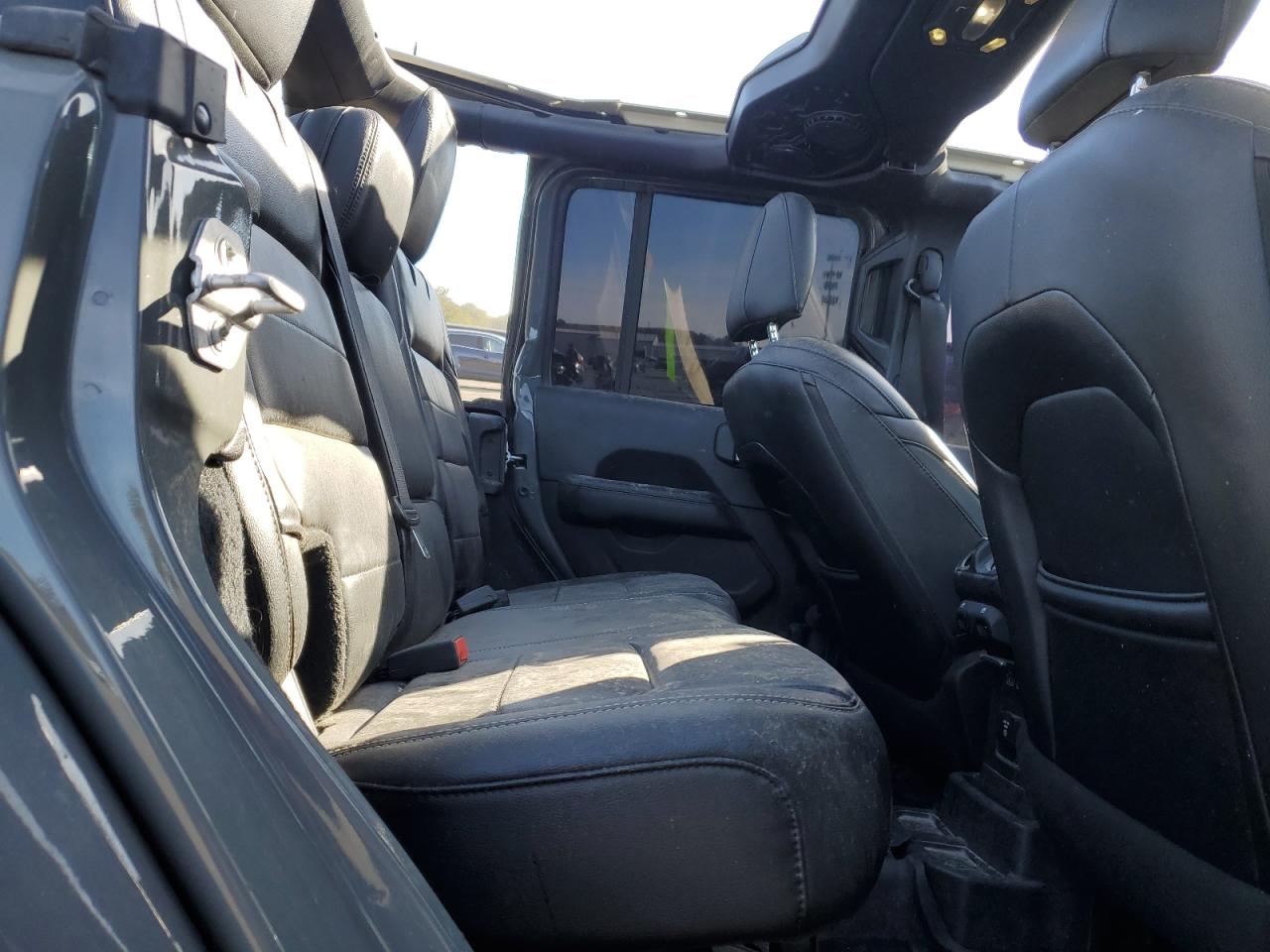 2019 Jeep Wrangler VIN 1C4HJXEG7KW573265 Copart auction photo, rollover damage thumbnail 11