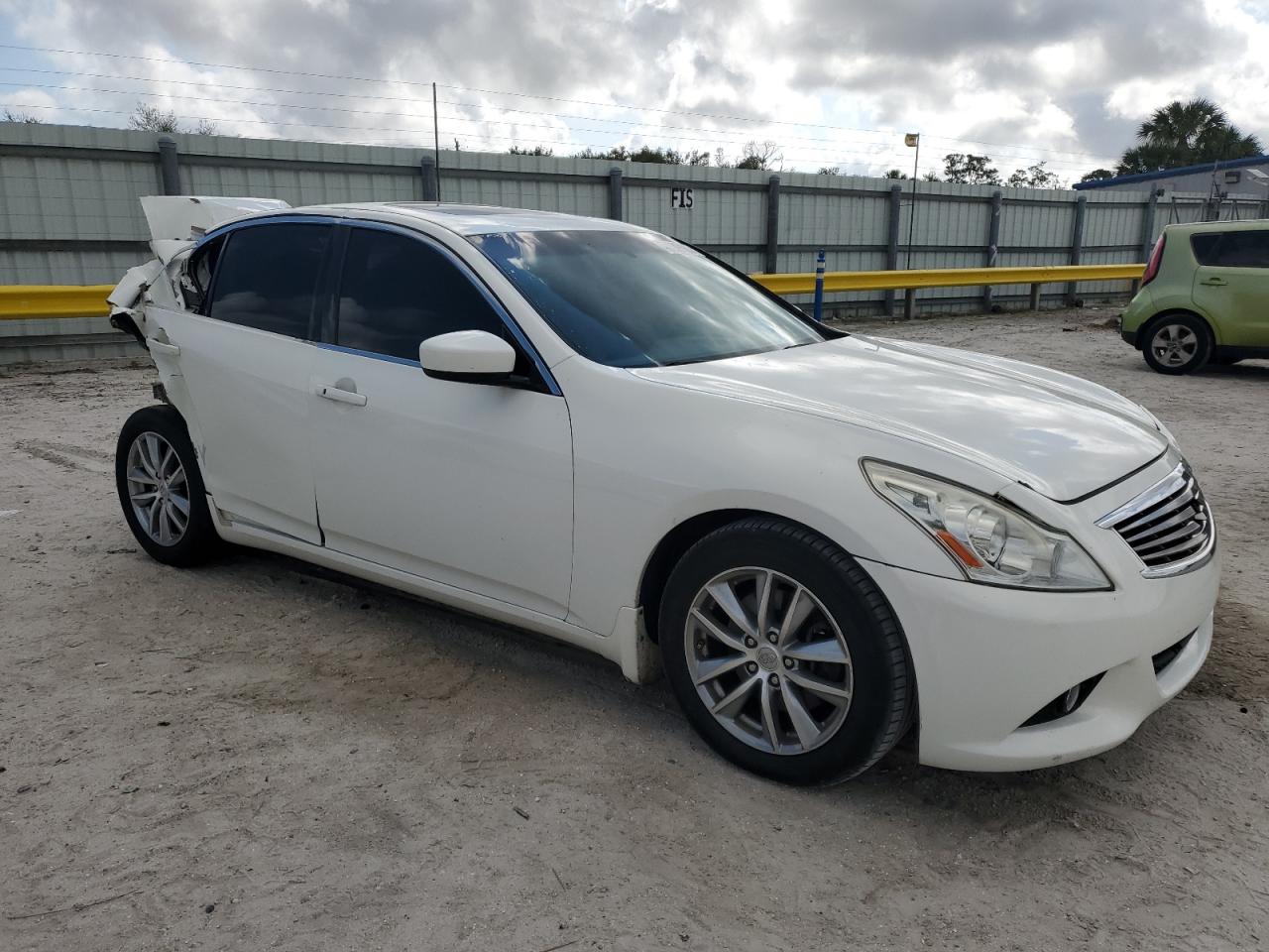 2013 Infiniti G VIN JN1CV6ARXDM763336 Copart auction photo, rear end / side damage thumbnail 4