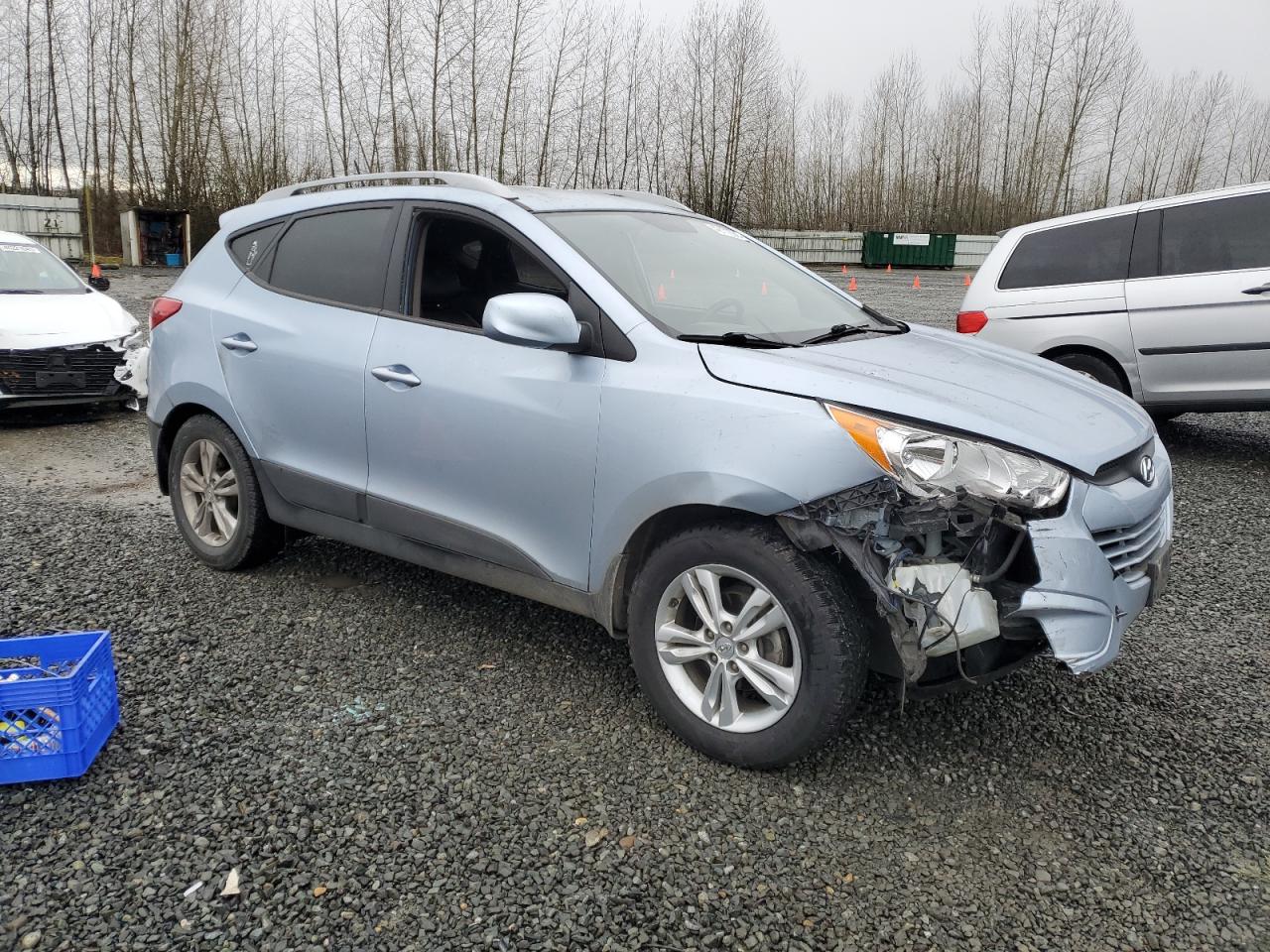 2011 Hyundai Tucson VIN KM8JU3AC9BU262285 Copart auction photo, front end / side damage thumbnail 4