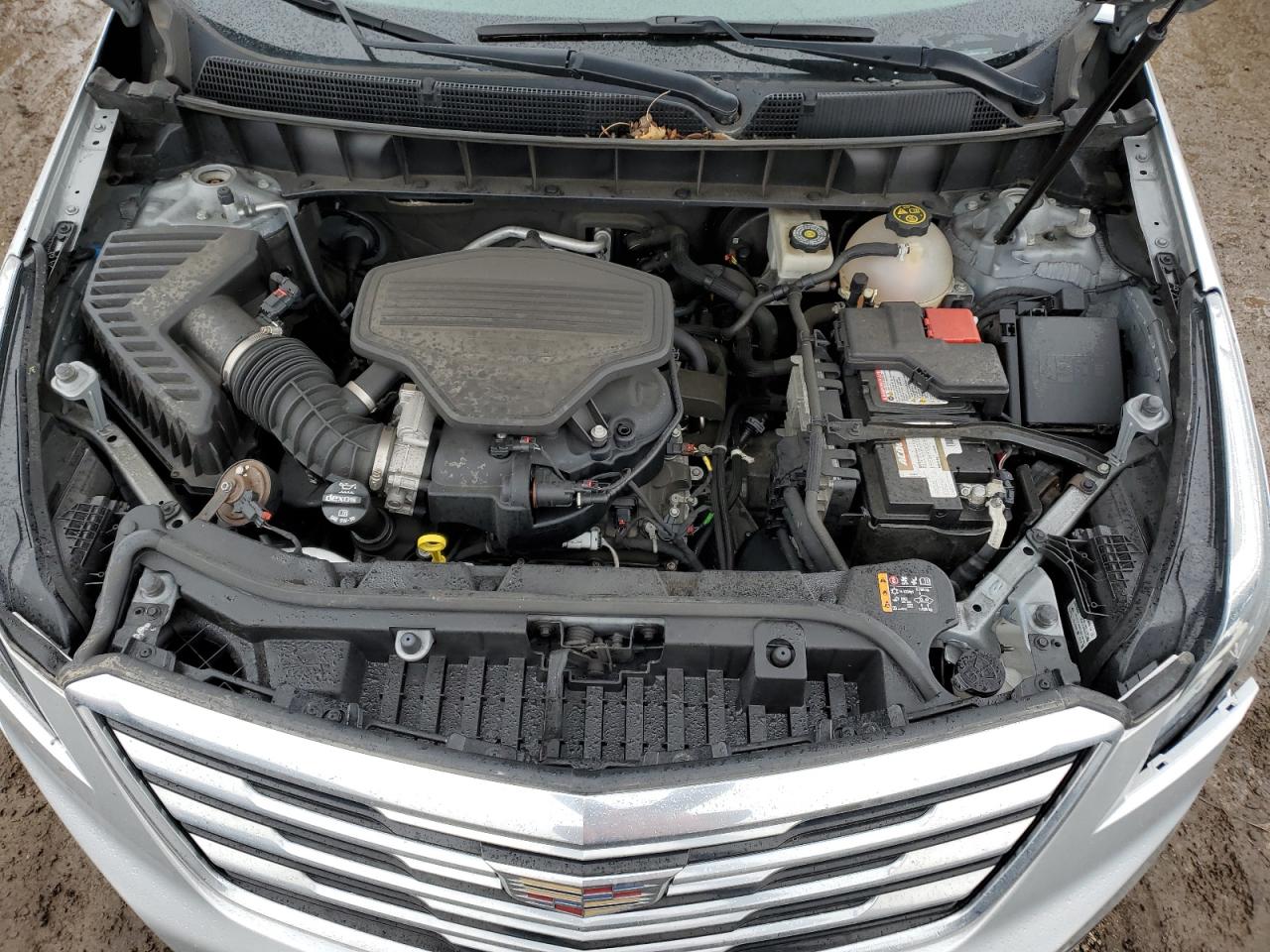 2018 Cadillac XT5 VIN 1GYKNFRS7JZ187777 Copart auction photo, side / front end damage thumbnail 11