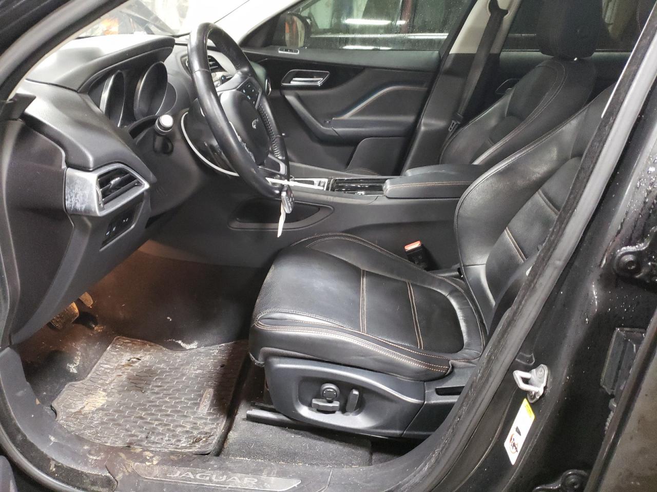 2018 Jaguar F-Pace VIN SADCK2FX5JA351381 Copart auction photo, front end damage thumbnail 7