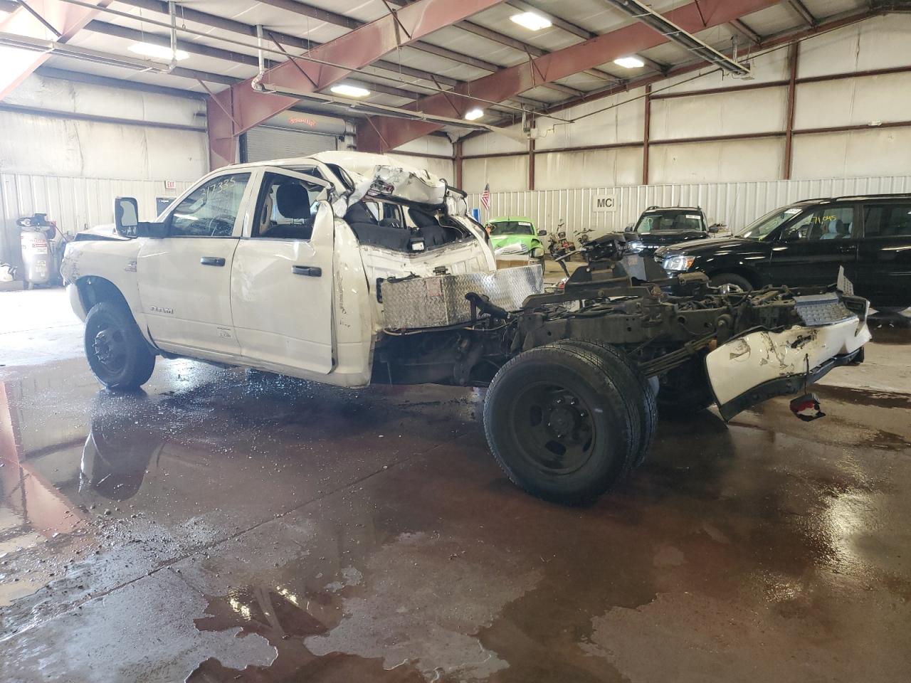 2020 RAM 3500 VIN 3C63RRGL5LG108757 Copart auction photo, front end / rear end damage thumbnail 2