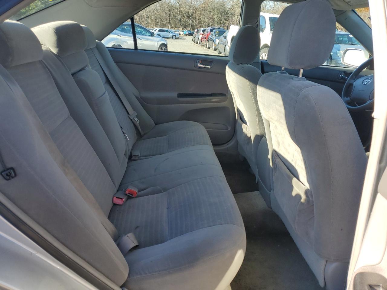 2005 Toyota Camry VIN 4T1BE32K55U635480 Copart auction photo, rear end / minor dent/scratches damage thumbnail 10