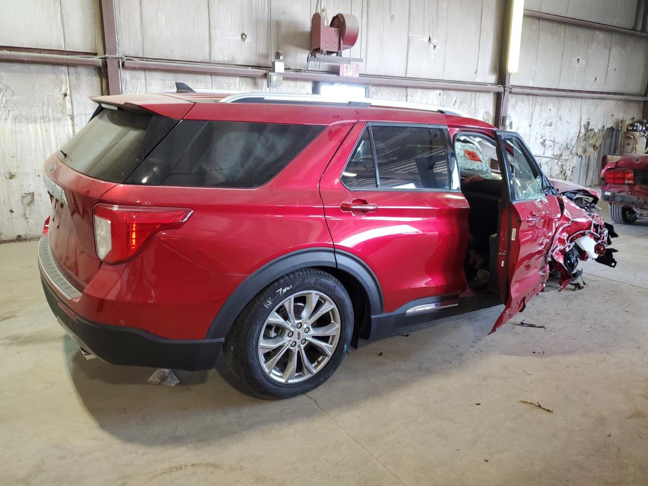 2021 Ford Explorer VIN 1FMSK7FH9MGB50786 Copart auction photo, all over / side damage thumbnail 3