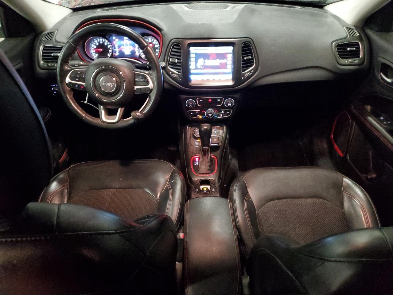 2018 Jeep Compass VIN 3C4NJDDB3JT280863 Copart auction photo, side damage thumbnail 8