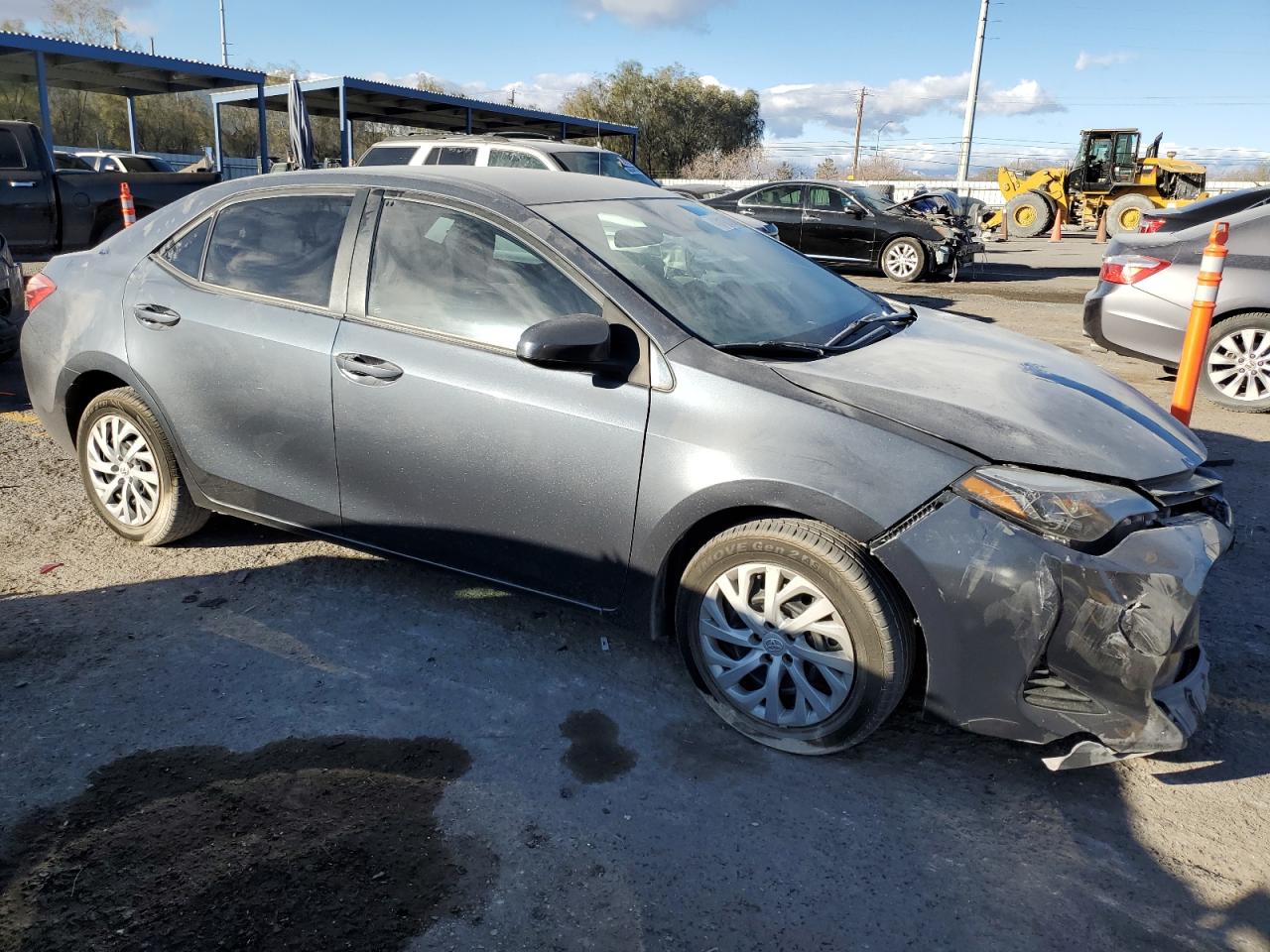 2018 Toyota Corolla VIN 2T1BURHE5JC101303 Copart auction photo, front end damage thumbnail 4