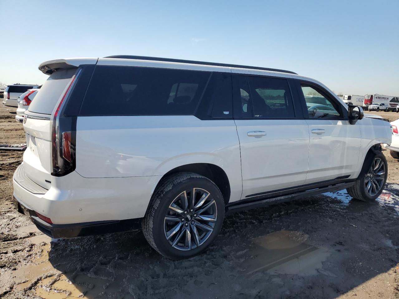 2022 Cadillac Escalade VIN 1GYS4PKL0NR285468 Copart auction photo, front end / side damage thumbnail 3