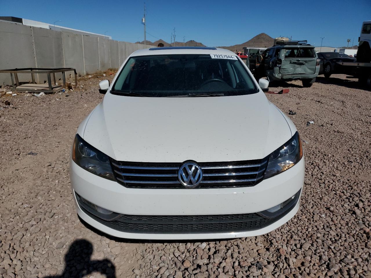 2015 Volkswagen Passat VIN 1VWBT7A31FC085873 Copart auction photo, rear end damage thumbnail 5