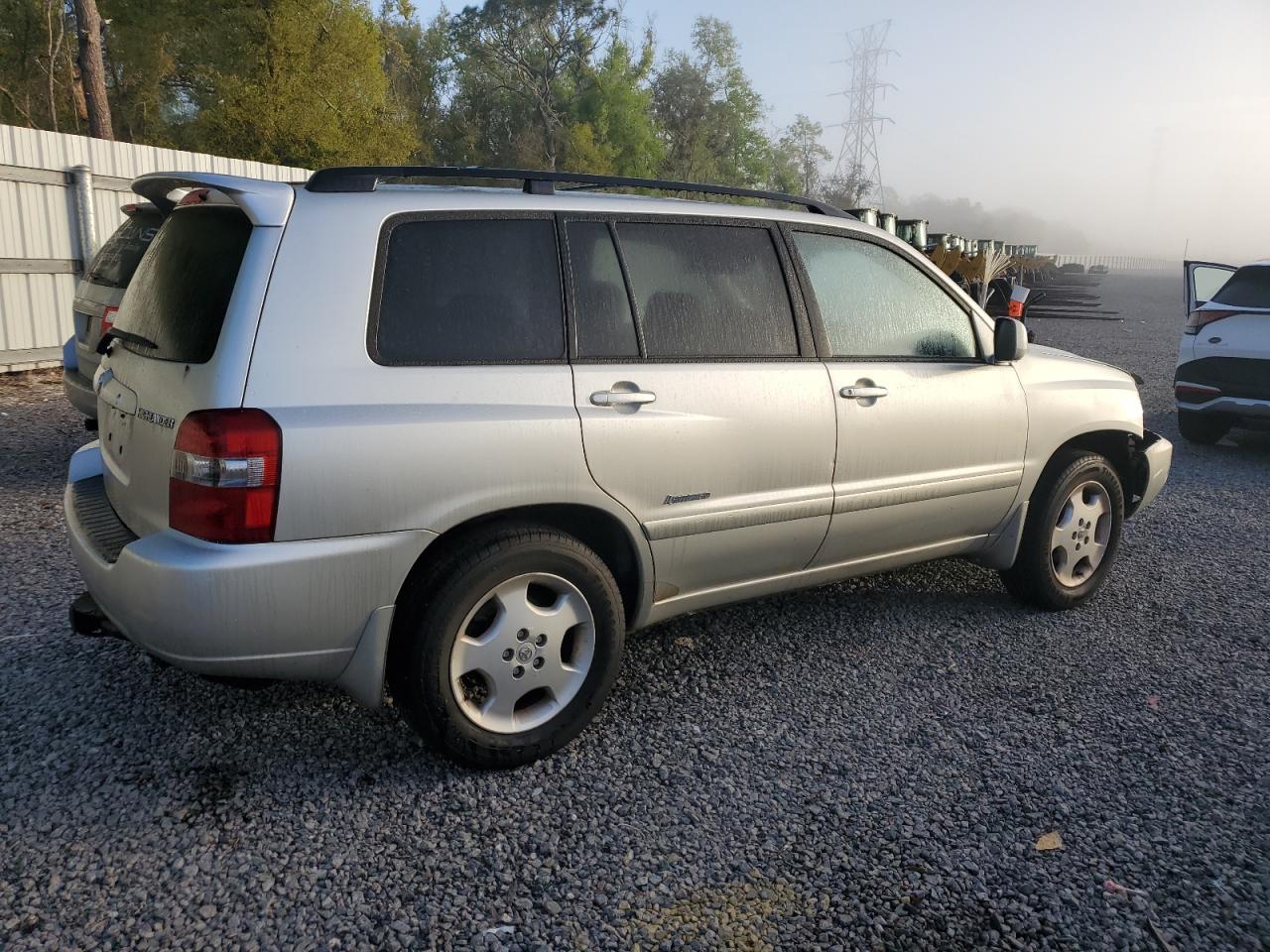 2007 Toyota Highlander VIN JTEEP21A070224489 Copart auction photo, front end / rear end damage thumbnail 3
