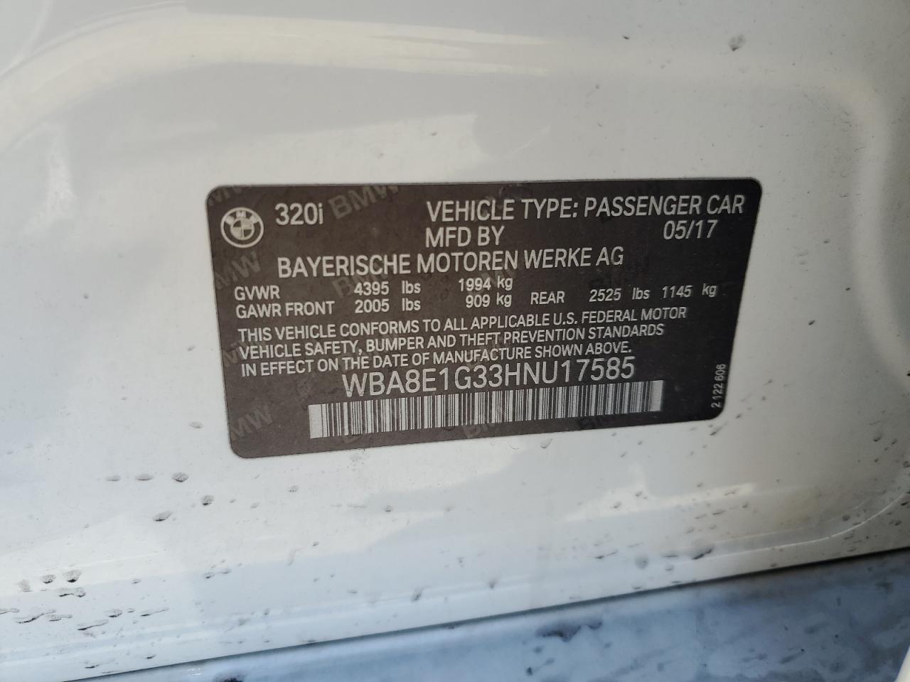 2017 BMW 3er VIN WBA8E1G33HNU17585 Copart auction photo, front end damage thumbnail 13