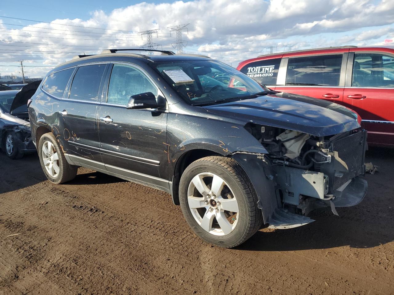 2013 Chevrolet Traverse VIN 1GNKRLKD2DJ138646 Copart auction photo, front end / minor dent/scratches damage thumbnail 4