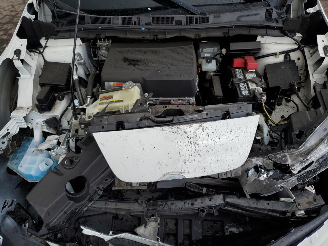 2018 Nissan Leaf VIN 1N4AZ1CP4JC311722 Copart auction photo, front end / all over damage thumbnail 12