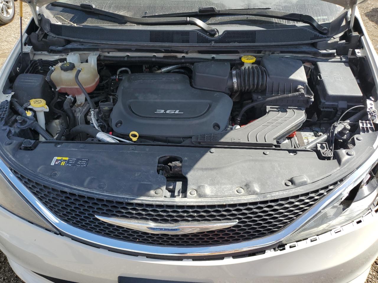 2017 Chrysler Pacifica VIN 2C4RC1DGXHR609853 Copart auction photo, front end damage thumbnail 12