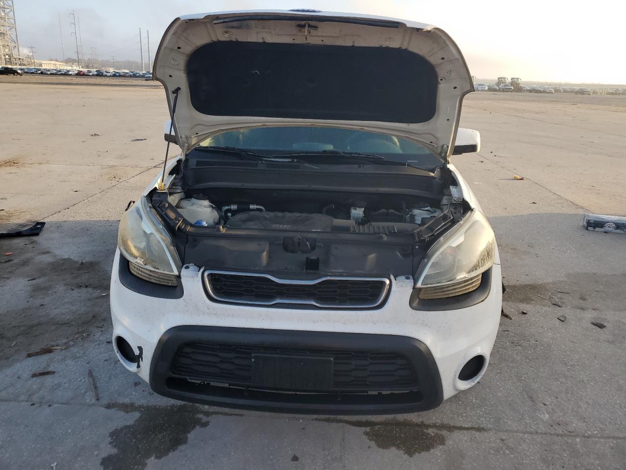 2013 KIA Soul VIN KNDJT2A50D7573091 Copart auction photo, vandalism / side damage thumbnail 11