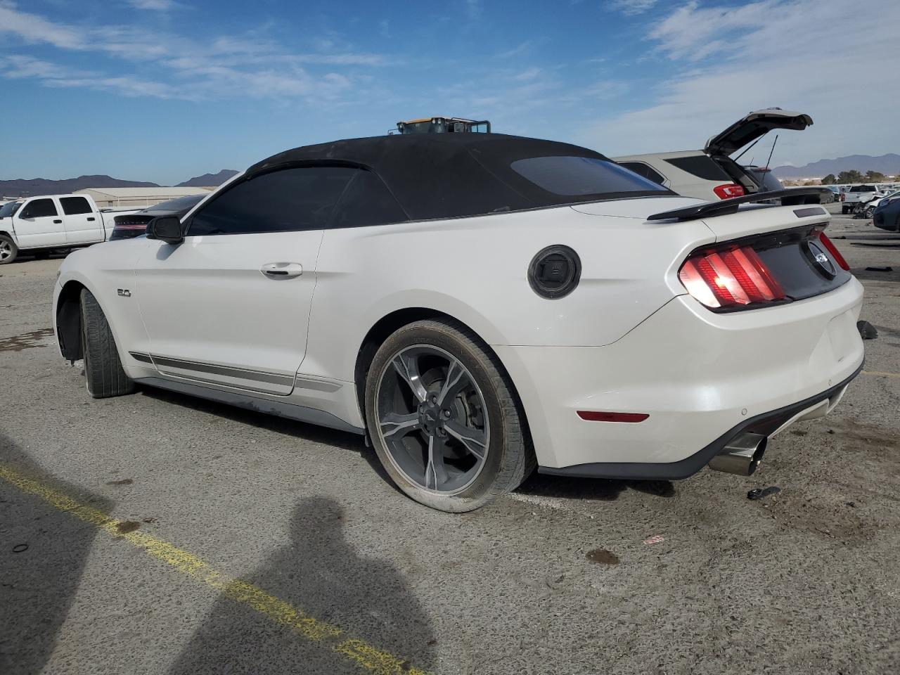 2017 Ford Mustang VIN 1FATP8FF7H5210716 Copart auction photo, side / front end damage thumbnail 2