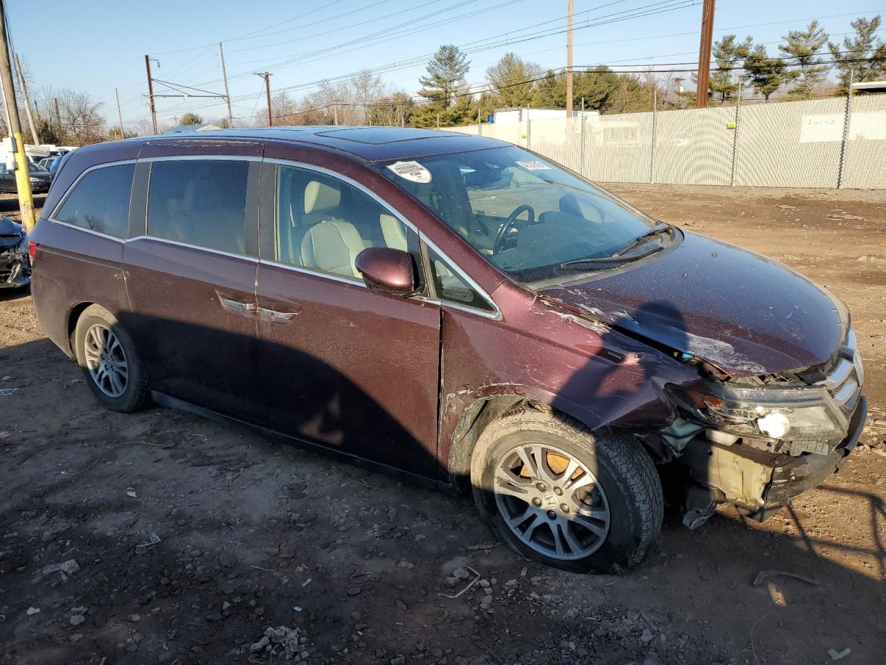 2014 Honda Odyssey VIN 5FNRL5H64EB049957 Copart auction photo, front end / rear end damage thumbnail 4